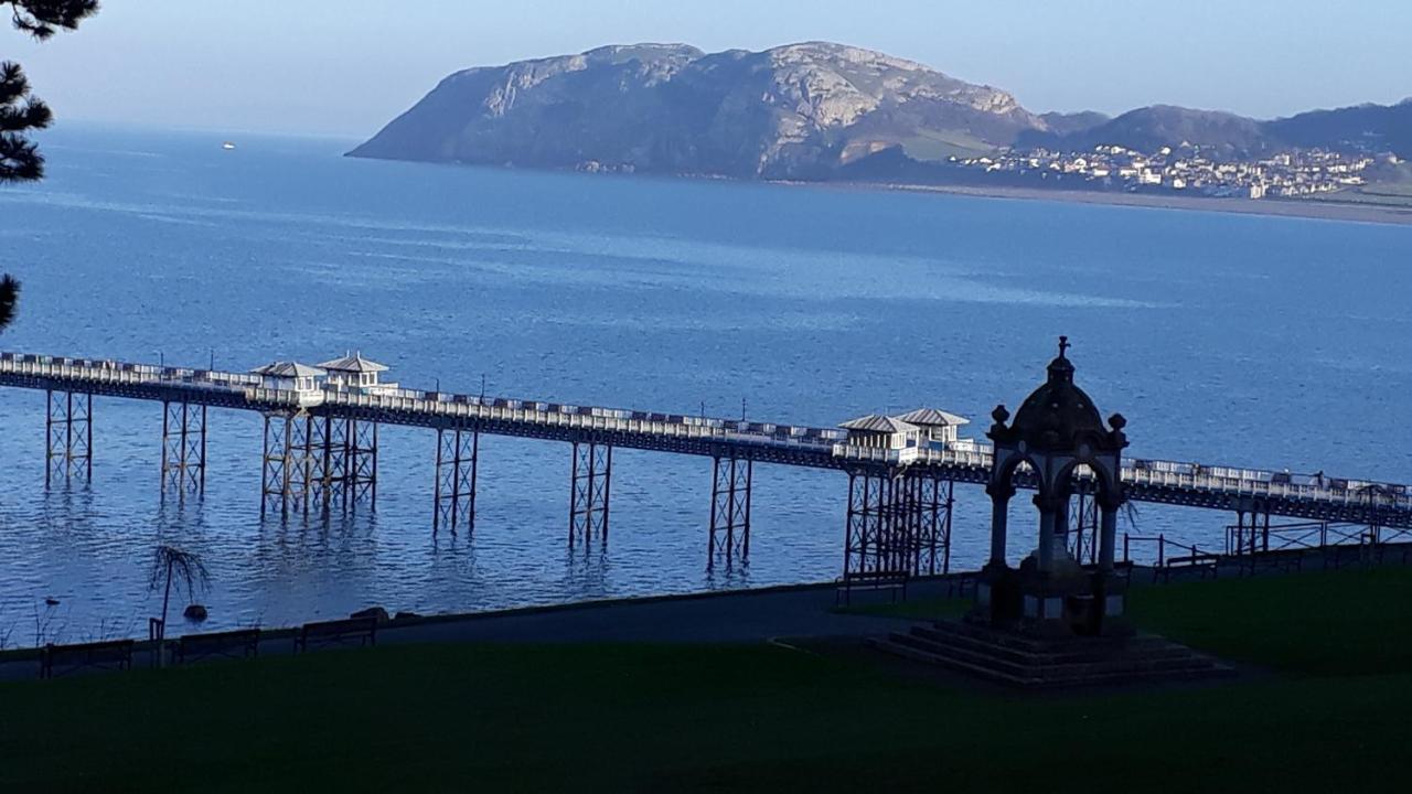 Branstone Guest House Llandudno Zewnętrze zdjęcie